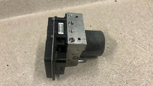 Load image into Gallery viewer, 2010 2013 Chevrolet Camaro SS ABS Brake Pump Module OEM GM 92246444 45K