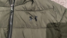Load image into Gallery viewer, Under Armour Puffer Coldgear Winter Coat Boys Size Youth Large Green/Grey Loose