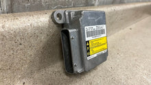 Load image into Gallery viewer, 2006 Corvette C6 Z06 SDM Bag Module Assembly AJ7 ECM ECU 15781089 GM 18K
