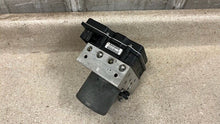 Load image into Gallery viewer, 10 13 Corvette C6 Anti Lock Brake Pump ABS Module GM Brakes 20918428