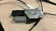 Load image into Gallery viewer, 05 13 Corvette C6 Z06 Front Driver Window Regulator Motor GM 25815795 Left