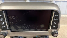 Load image into Gallery viewer, 13 15 Camaro SS ZL1 Stereo Radio Receiver GM 23259018 Dash Control Panel Audio