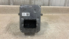 Load image into Gallery viewer, 06 12 Chevrolet Corvette C6 Anti Lock Brake Pump ABS Module OEM GM 15821730 NICE
