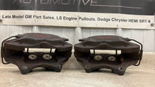 Load image into Gallery viewer, 2010 2015 Camaro SS Front Driver Passenger Brembo Brake Calipers Pair OEM