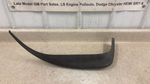 Load image into Gallery viewer, 06 13 Corvette C6 Z06 Passenger Rear Quarter Panel Molding AKM49088 GM Guard