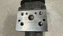 Load image into Gallery viewer, 99 02 Firebird Camaro ABS 4 Channel Anti Lock Brake Pump Module GM 10423623