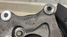 Load image into Gallery viewer, 10 15 Camaro SS LH Driver Side Rear Spindle Assembly GM Knuckle Hub Left LH 45K