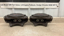 Load image into Gallery viewer, 2010 2015 Camaro SS Front Driver Passenger Brembo Brake Calipers Pair OEM 63K