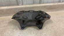 Load image into Gallery viewer, 2010 2015 Camaro SS Front Driver Passenger Brembo Brake Calipers Pair OEM