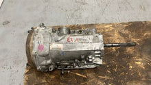 Load image into Gallery viewer, 97 04 C5 CORVETTE 4L60e AUTOMATIC TRANSMISSION ASSEMBLY GM OEM 84K 24211642