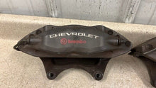 Load image into Gallery viewer, 2010 2015 Camaro SS Front Driver Passenger Brembo Brake Calipers Pair OEM 75K