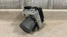 Load image into Gallery viewer, 10 13 Corvette C6 Anti Lock Brake Pump ABS Module GM Brakes 20918428