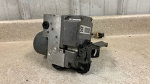 Load image into Gallery viewer, 2001 2004 Chevrolet C5 Corvette OEM ABS ANTI LOCK BRAKE PUMP MODULE 10306496 GM