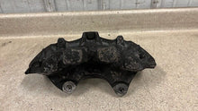Load image into Gallery viewer, 15 19 Corvette C7 Z06 Front Right Left 6 Piston Brake Calipers Brembo Burnt