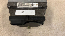 Load image into Gallery viewer, 97 00 C5 Corvette ABS ANTI LOCK BRAKE PUMP MODULE 09356961 M CODE PARTS ONLY!
