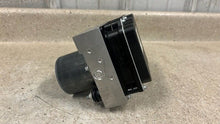 Load image into Gallery viewer, 10 13 Corvette C6 Anti Lock Brake Pump ABS Module GM Brakes 20918428 3K MILES