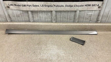 Load image into Gallery viewer, 10 15 Chevy Camaro SS Gray Glossy Dash Trim 2 Pieces OEM GM 92245216 92240104