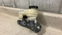 Load image into Gallery viewer, 05 08 Chevrolet Corvette C6 Brake Master Cylinder OEM GM 18016548 5K MILES!