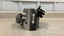 Load image into Gallery viewer, 97 00 C5 Corvette OEM ABS ANTI LOCK BRAKE PUMP MODULE 09356961 M CODE EBCM