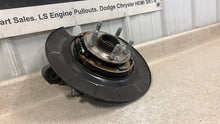Load image into Gallery viewer, 10 15 Camaro SS ZL1 RH Passenger Side Rear Spindle GM Knuckle Hub Right 45K