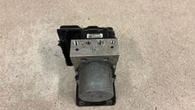 Load image into Gallery viewer, 2005 2006 Pontiac GTO ABS Anti Lock Module Brake Control Pump GM 92211444 98K