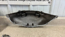 Load image into Gallery viewer, 97 04 C5 CORVETTE 6 Speed Manual TRANSMISSION BELL HOUSING GM 12554980 OEM