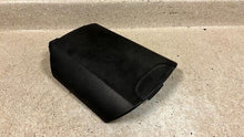 Load image into Gallery viewer, 2010 2015 Camaro SS Center Console Lid Arm Rest OEM GM Leather Black Factory