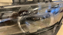 Load image into Gallery viewer, 14 15 Camaro SS Driver Headlight Xenon HID Left OEM GM 23187857 LH DAMAGED