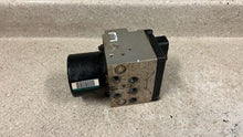 Load image into Gallery viewer, 07 10 Chevrolet Silverado 2500 3500 ABS Anti Lock Brake Pump OEM GM 25802684