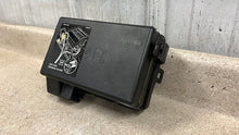 Load image into Gallery viewer, 2008 Corvette C6 Engine Under Hood Fuse Box Block OEM GM 15940756 21K Z06 ZR1