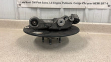 Load image into Gallery viewer, 10 15 Camaro SS ZL1 RH Passenger Side Rear Spindle GM Knuckle Hub Right 45K