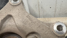 Load image into Gallery viewer, 10 15 Camaro SS RH Passenger Side Rear Spindle GM Knuckle Hub Right 92239046