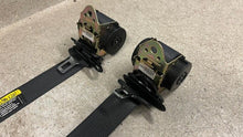 Load image into Gallery viewer, 04 05 06 Pontiac GTO Rear Seat Belt Retractor Assembly Belts Right Left GM Pair