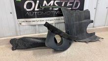 Load image into Gallery viewer, 06 13 Corvette C6 Z06 Passenger Front Wheelhouse Liner Duct GM 21K 15834374 RH
