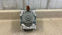 Load image into Gallery viewer, 06 13 Chevrolet Corvette C6 Anti Lock Brake Pump ABS Module OEM GM 25886839 21K