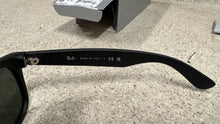 Load image into Gallery viewer, RAY-BAN RB2132 Black Frame Sunglasses New Wayfarer Unisex Green Lens Case NEW