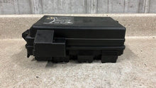 Load image into Gallery viewer, 09 13 Corvette C6 Engine Fuse Box Block Assembly OEM GM 20904541 35K Z06 ZR1