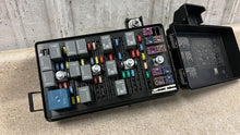 Load image into Gallery viewer, 09 13 Corvette C6 Engine Fuse Box Block Assembly OEM GM 20904541 35K Z06 ZR1