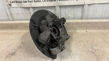 Load image into Gallery viewer, 10 15 Camaro SS RH Passenger Side Rear Spindle GM Knuckle Hub Right 92239046