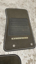 Load image into Gallery viewer, 12 15 Chevrolet Camaro SS Front Rear Left Right Floor Mats GM Black Cloth