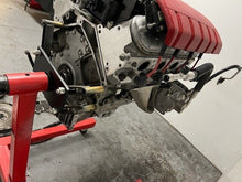 Load image into Gallery viewer, LS7 427ci Dry Sump Engine Pullout WARRANTY 600HP 55K MILES, FREE SHIPPING!! 7.0L