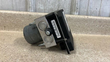 Load image into Gallery viewer, 12 15 Chevrolet Camaro SS ZL1 ABS Anti Lock Brake Pump Module GM 22914250 81K