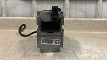 Load image into Gallery viewer, 2001 2004 Chevrolet C5 Corvette OEM ABS ANTI LOCK BRAKE PUMP MODULE 10306496 GM