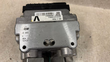 Load image into Gallery viewer, 1999 2000 C5 Corvette OEM ABS ANTI LOCK BRAKE PUMP MODULE 09360921 GM 57K MILES!