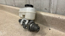 Load image into Gallery viewer, 2009 2013 Corvette C6 Z06 Brake Master Cylinder Reservoir OEM GM 37K