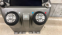 Load image into Gallery viewer, 13 15 Camaro SS ZL1 Navigation Stereo Radio Receiver GM 23286602 Display