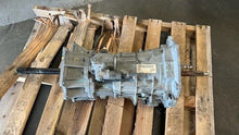 Load image into Gallery viewer, 06 13 Corvette C6 Z06 T-56 Manual Transmission TUET4197 GM 24264056 WARRANTY 77K