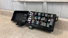 Load image into Gallery viewer, 09 13 Corvette C6 Engine Fuse Junction Box Block OEM GM 22739140 Z06 ZR1