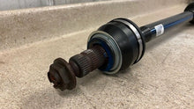 Load image into Gallery viewer, 10 15 Chevrolet Camaro SS Passenger Side Half Shaft Axle GM 22813178 Right RH