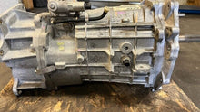 Load image into Gallery viewer, 06 13 Corvette C6 Z06 T-56 Manual Transmission TUET6614 GM 24235840 WARRANTY 21K